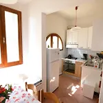 Apartment For 5 By Santa Croce